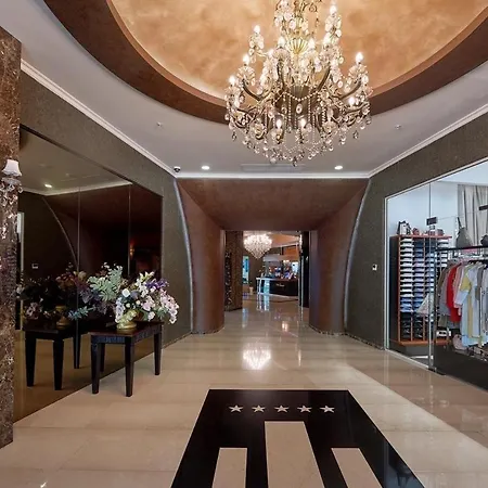 Prestige Living In The Heart Of Apartamento Budva